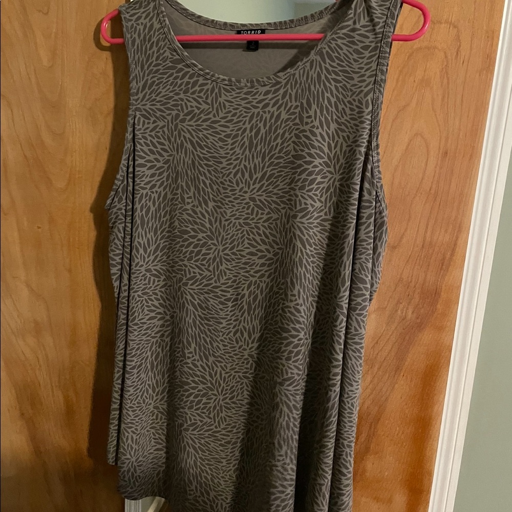 Torrid tank in purple, 2x